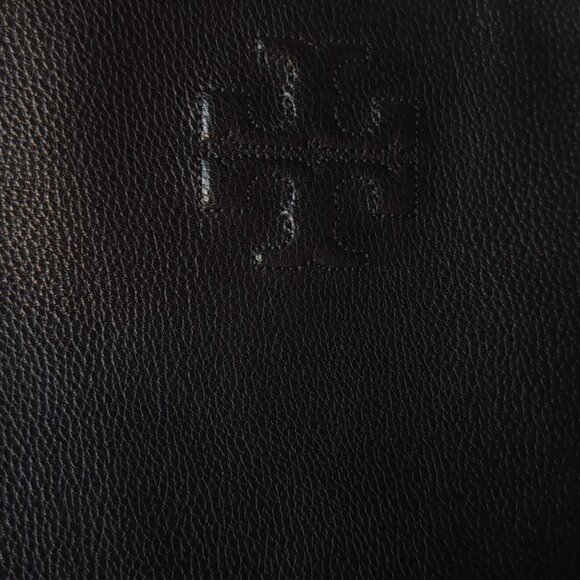 TORY BURCH Ella Bag Large Pebbled Black Tote Organizer - Picture 5 of 9